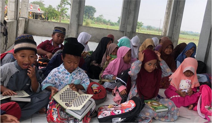 Penyaluran Mushaf Al-Quran di Pondok Pesantren Al-Mumtaz